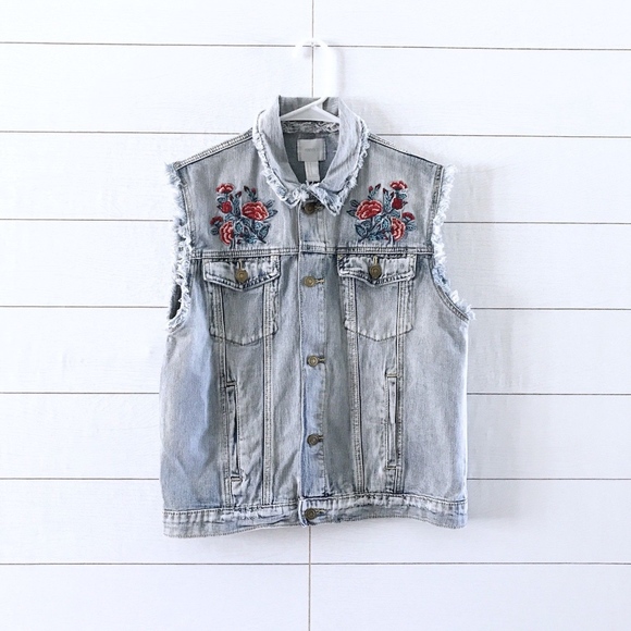 Forever 21 Blue Floral Embroidered Fray Denim Vest - Picture 3 of 8